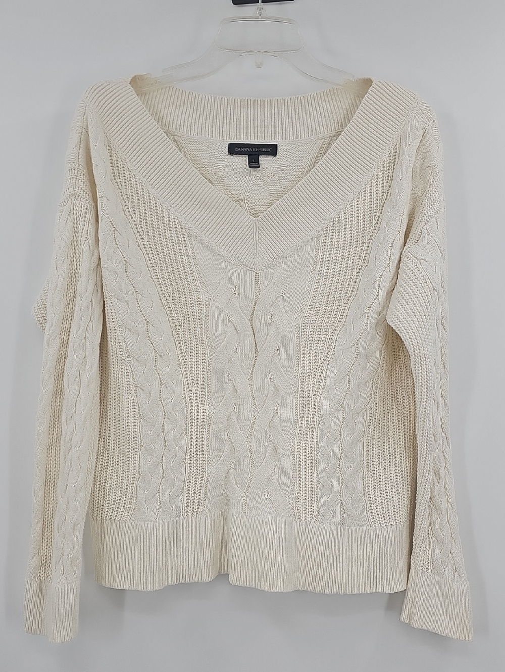 Banana Republic Ivory Cable-Knit V-Neck Sweater Size Large